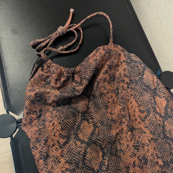 One piece - Picture 4 of 6